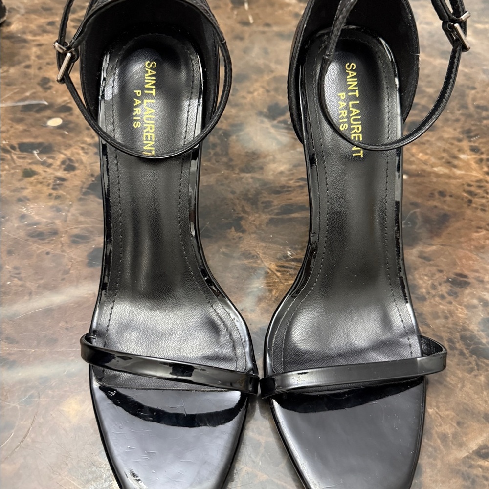 Saint Laurent Black Heels with Gold Logo - Picture 5 of 5